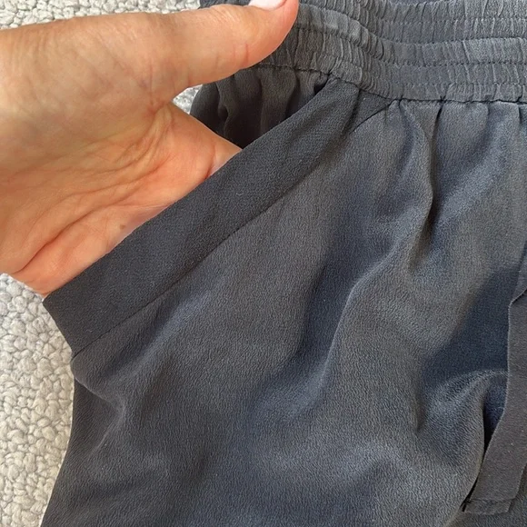 Vintage Aritzia black jumper - Picture 6 of 7